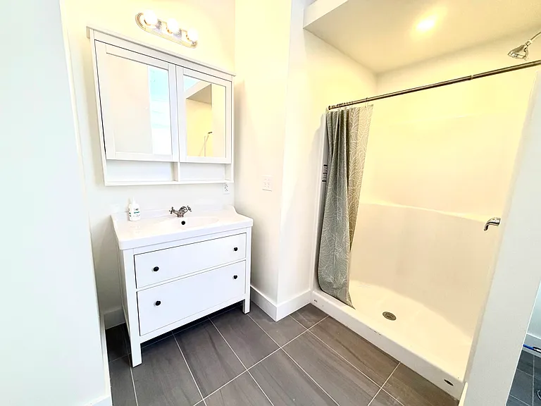 119 W Main St — Photo 3