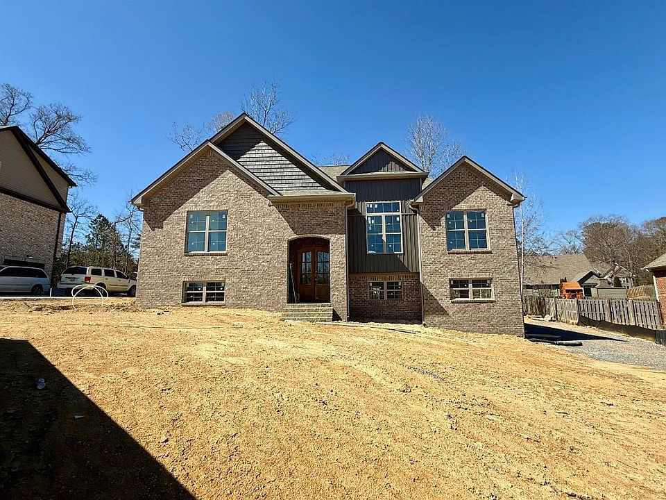 Under construction now at 979 Knobloch Lane
