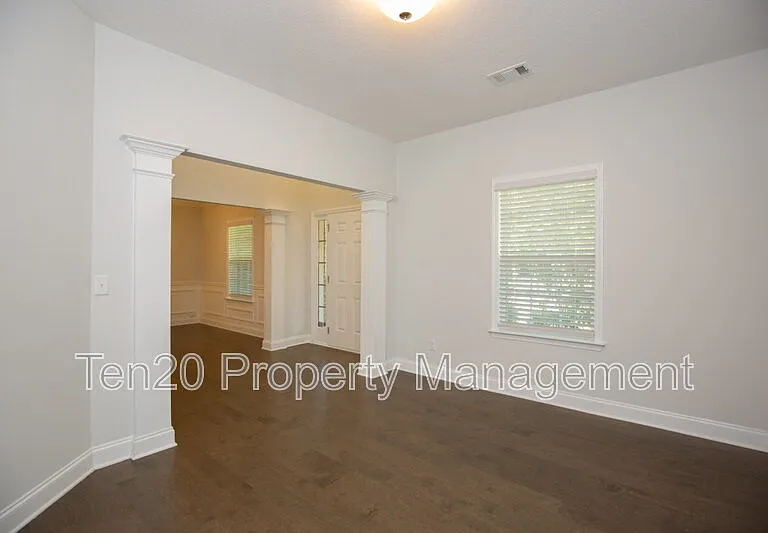 7794 Garrett Rd — Photo 6