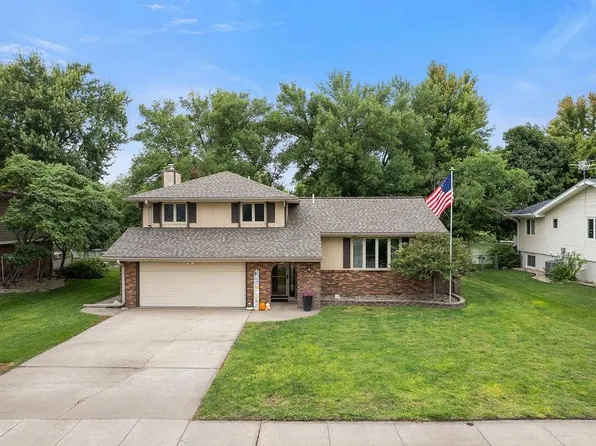 3254 Pershing Rd, Columbus, NE 68601