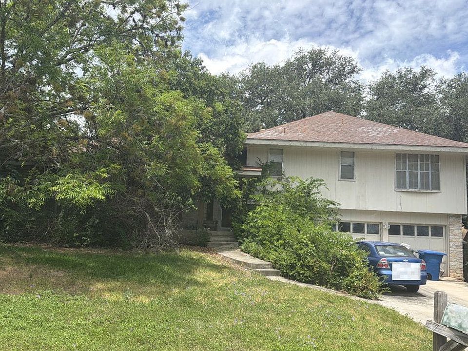 1st image of 3035 Colony Dr