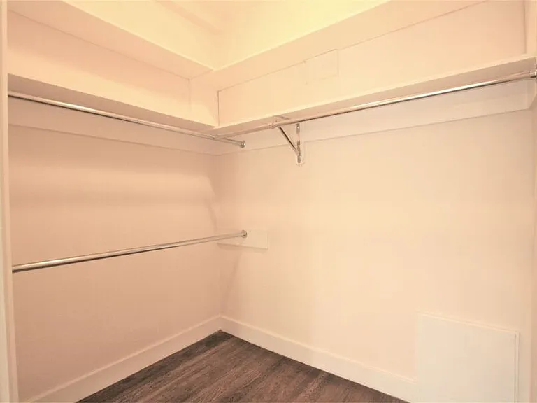 625 Leavenworth Street — Photo 10