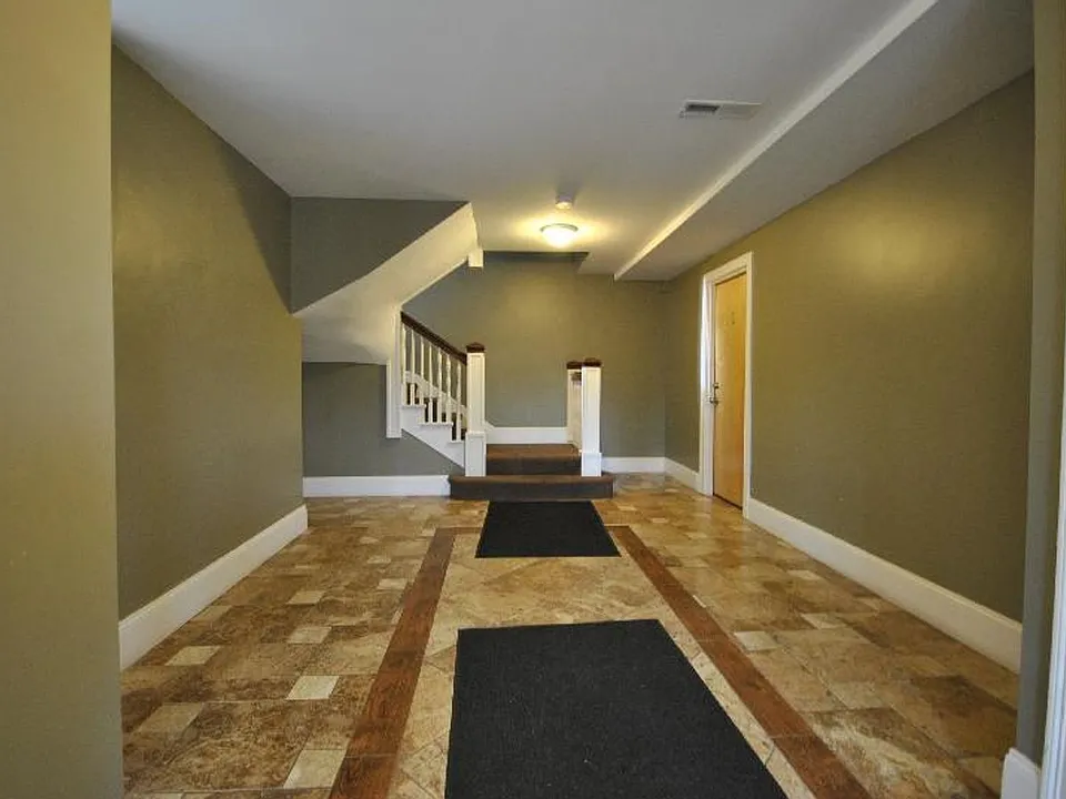 1588 Beacon St #D2