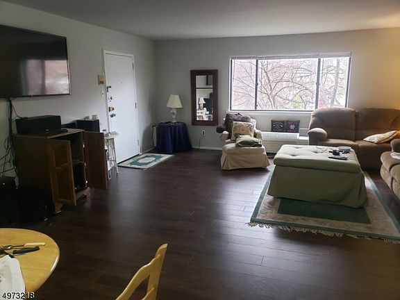 5th image of 46 Watsessing Ave #3-U-B3