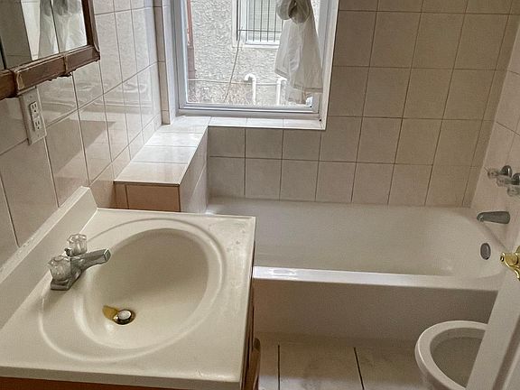 5th image of 1540 N 18th St APT 1