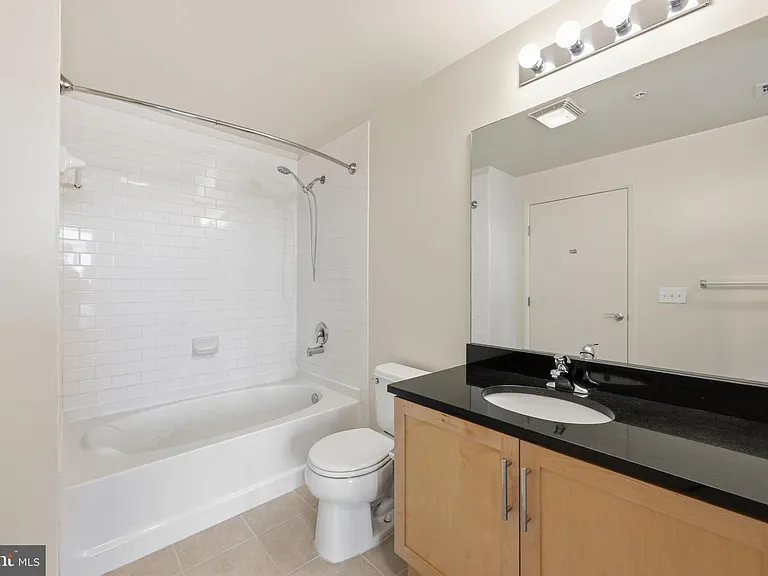437 New York Ave NW #1005 — Photo 13