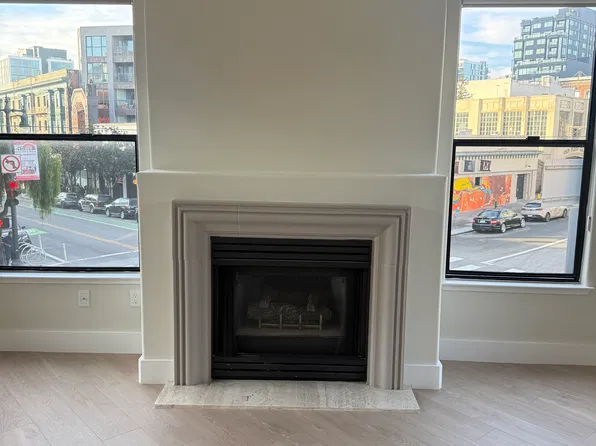 1688 Sacramento St APT 302, San Francisco, CA 94109