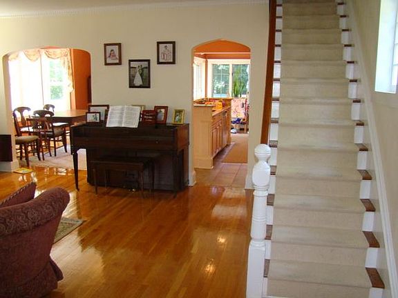 Entry hall to open floor plan