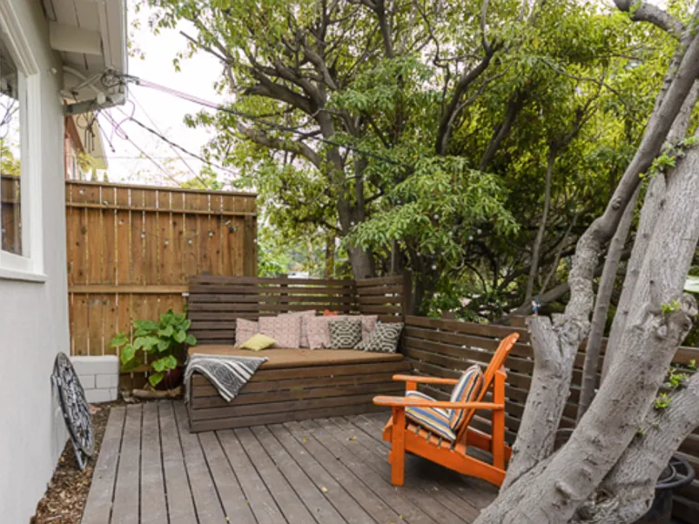 2132 Vine St — Photo 10