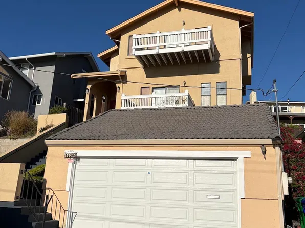 16900 Robey Dr, San Leandro, CA 94578