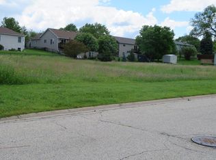 499 Kennedy St, Marengo, IL 60152