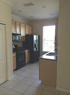 4th image of 14542 Clarkson Dr