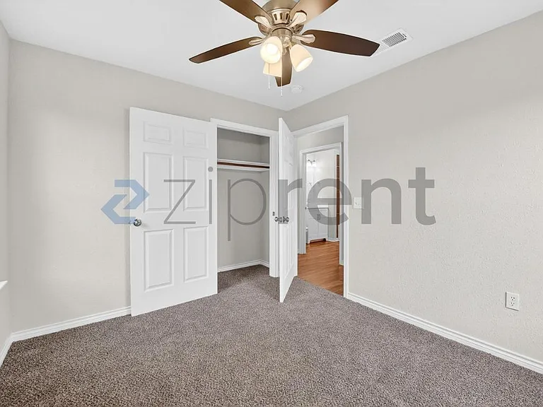 317 Jones St — Photo 13