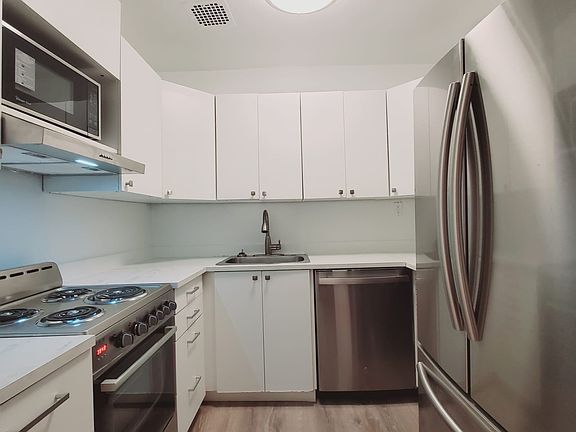 4th image of 4 W 83rd St APT 3