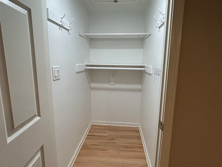 624 S Cherry St — Photo 13