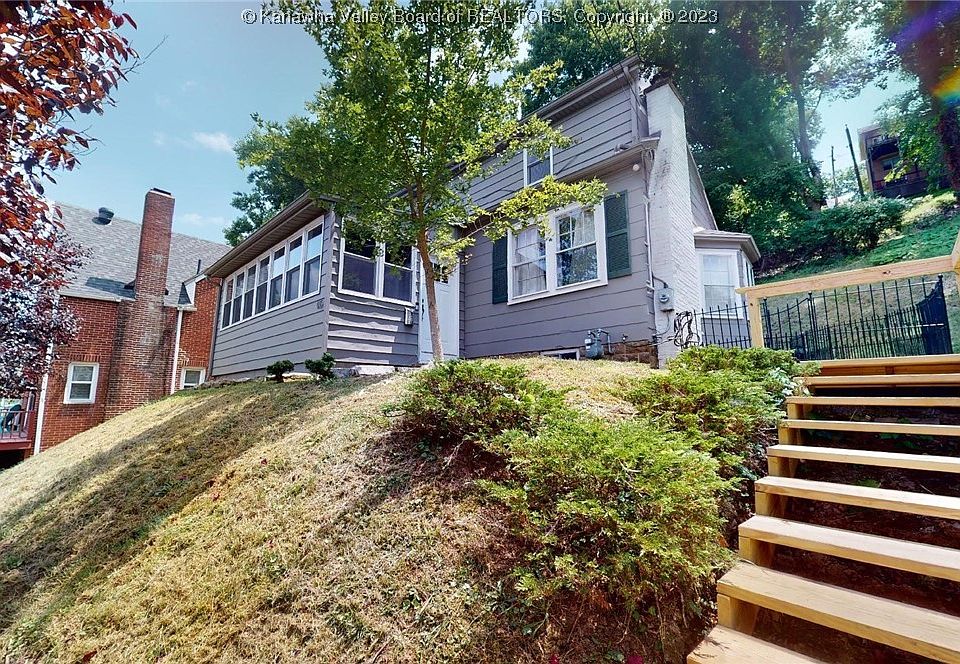 1st image of 416 Forest Cir
