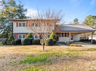 372 Holly Hills Dr, Troy, NC 27371
