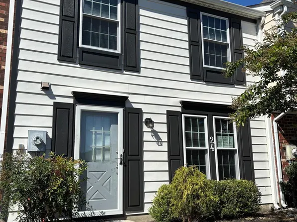 24 Dorchester Cir, Marlton, NJ 08053