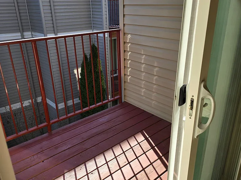 Parkside Apartments — Photo 35