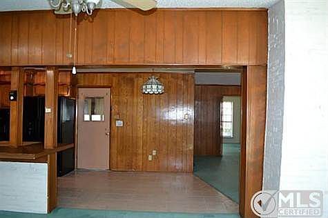 5th image of 5105 Cummings Dr
