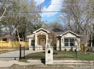 635 Lincolnshire Dr, San Antonio, TX 78220