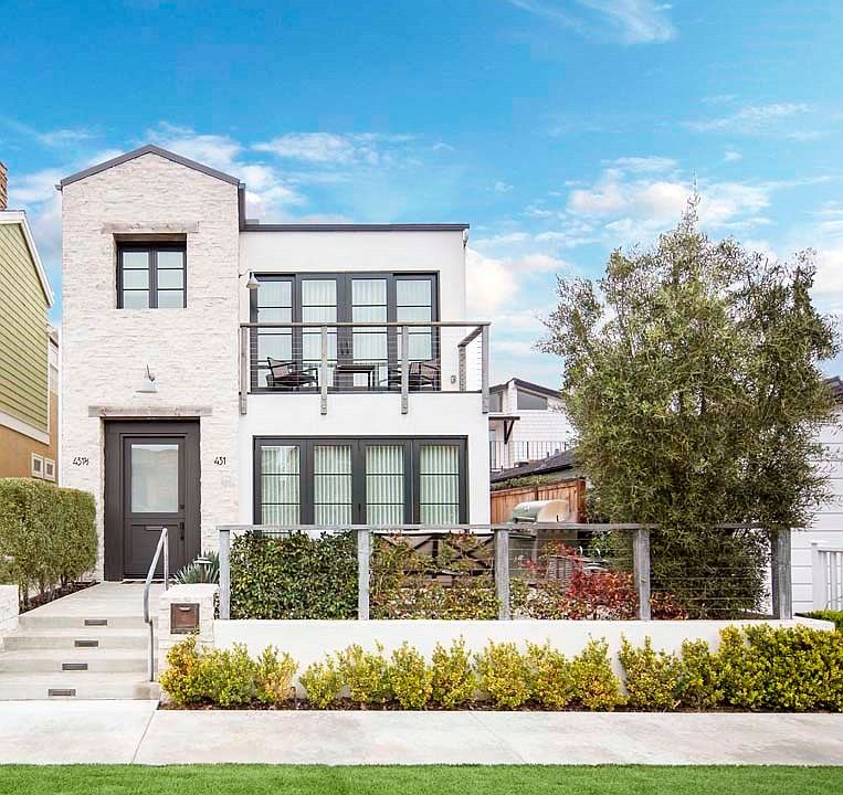 1st image of 431 Heliotrope Ave