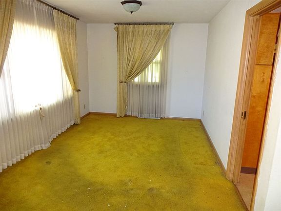5th image of 1300 Nelson Blvd