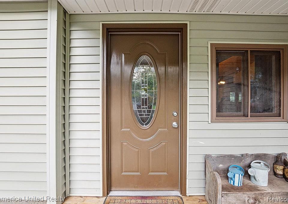 323 S Truhn Rd, Fowlerville, MI 48836 MLS 20230082892 Zillow