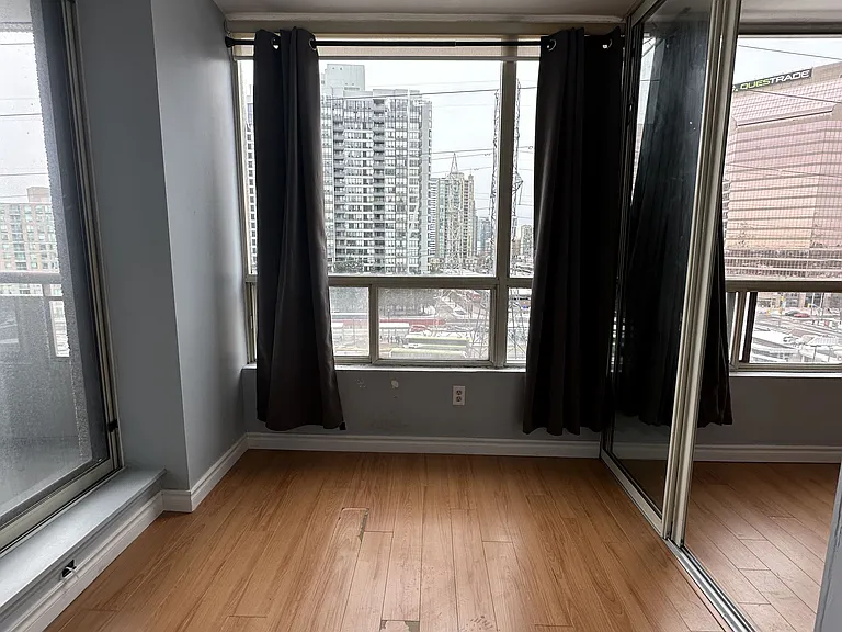 5765 Yonge St #910 — Photo 12