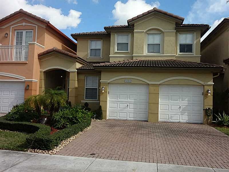 1st image of 8383 NW 113th Psge