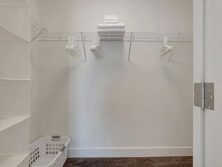 19621 S 40th St SE #401 — Photo 9