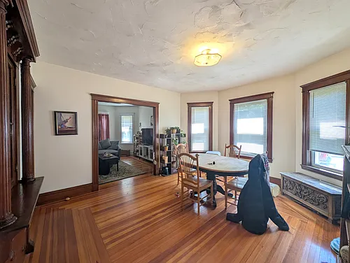 16 Central Rd #1 Photo 1