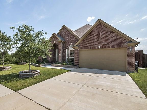 2nd image of 1601 Bridgeport Cove Dr