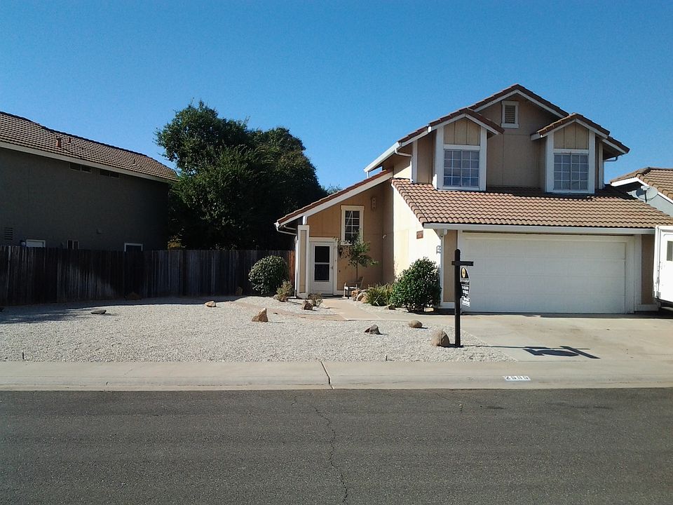 1st image of 2595 Muirfield Dr