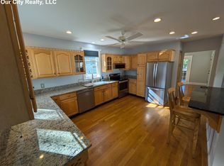 40 Powder House Blvd #2, Somerville, MA 02144