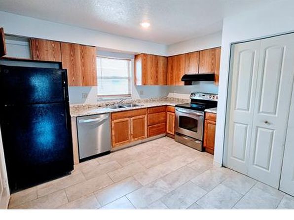 3421 Temple St APT A