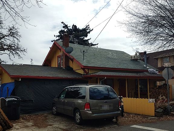 2nd image of 305 S Gay St