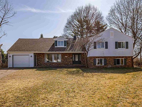 2nd image of 1321 Brentwood Ct