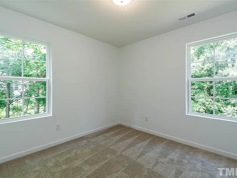 2526 Sumter — Photo 26