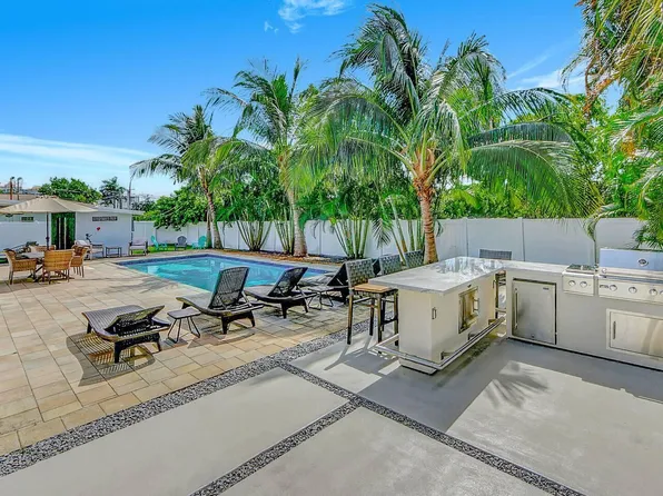2740 NE 30th Pl #1-2, Fort Lauderdale, FL 33306