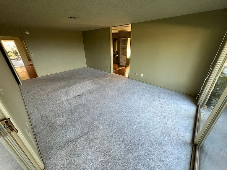 25120 Huron St — Photo 12