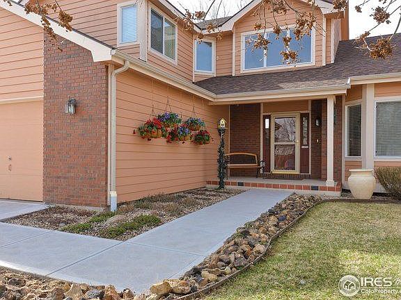 3rd image of 2815 Stonehaven Dr