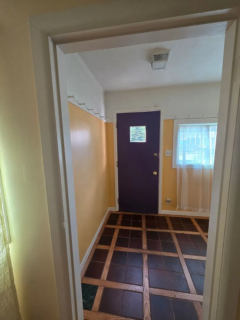 2 Bedroom Home Near Jber, Uaa, Hospitals — Photo 4