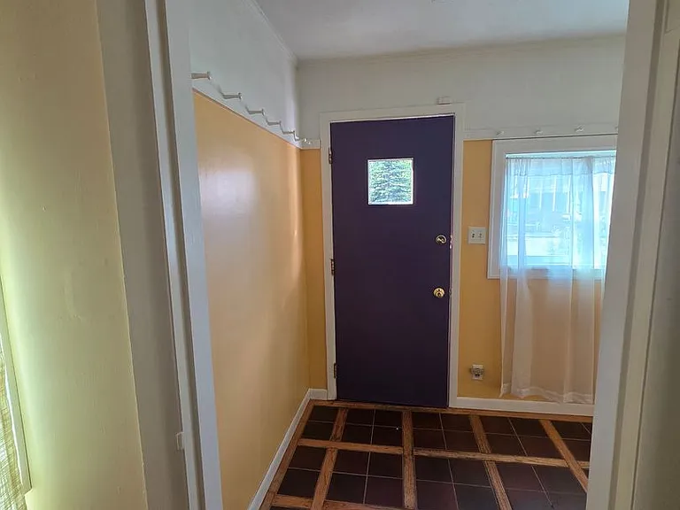 1551 Sunrise Dr — Photo 4