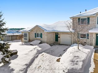 7470 Monastery Dr #23, Niagara Falls, ON L2H 3B3