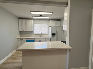 1400 Saylor Way, Las Vegas, NV 89108