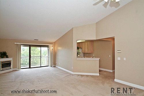5th image of 3800 Rosemont Blvd #106H