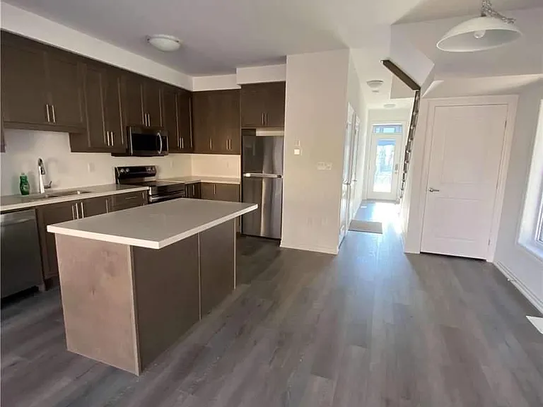 32 June Callwood Way — Photo 5