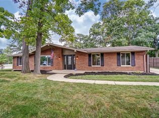 3288 Ambassador Dr, Dayton, OH