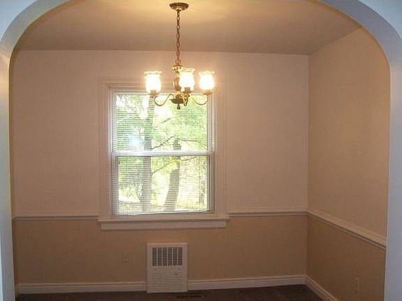Dining Rm